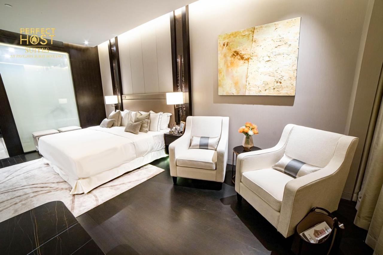 Ph Suites At Pavilion Bukit Bintang Kuala Lumpur Exteriör bild A bedroom at the Mandarin Oriental, Washington DC